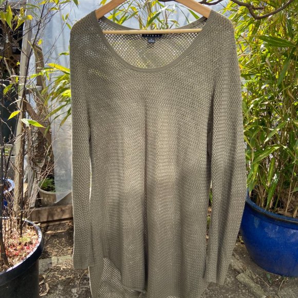 Asymmetrical Tribal Sweater - Picture 2 of 3